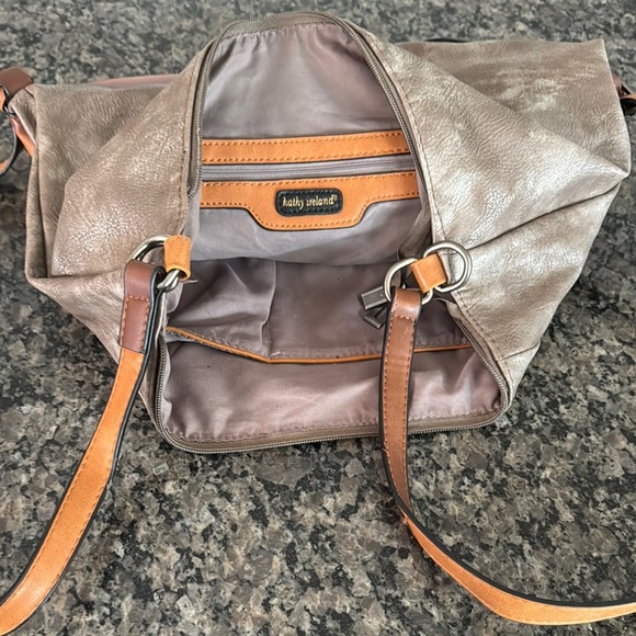 Kathy Ireland faux leather backpack - Picture 12 of 16